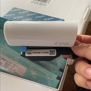 Inito Fertility Monitor for iPhone 12 PRO and 41 test strips